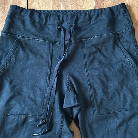 AERIE💫Women’s Black Chill.Play.Move Workout Pants - Picture 4 of 9